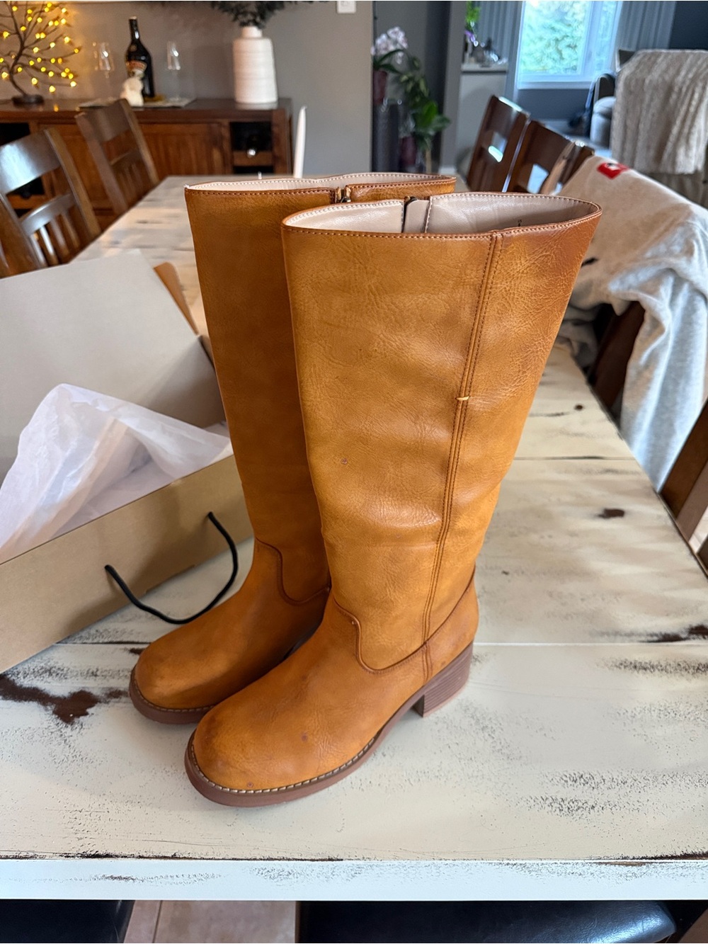 Harlow knee high women’s boots size 8